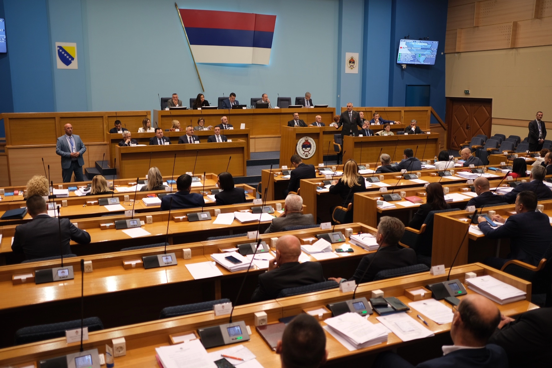 Vladajući bi referendum, ali ne znaju niti kada niti s kojim pitanjem